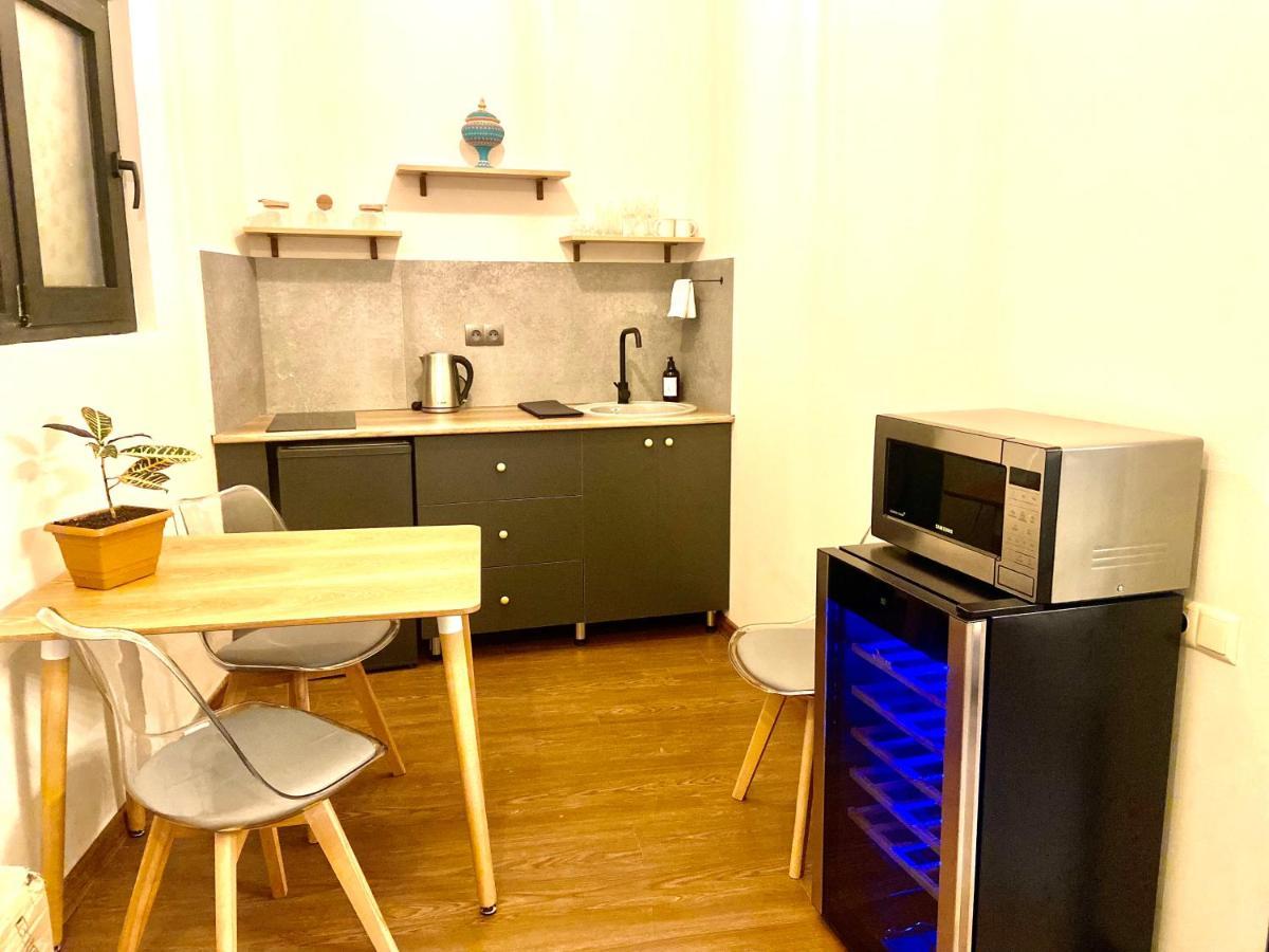 Luxury Apartment In Old Tbilisi With Terrace Екстериор снимка