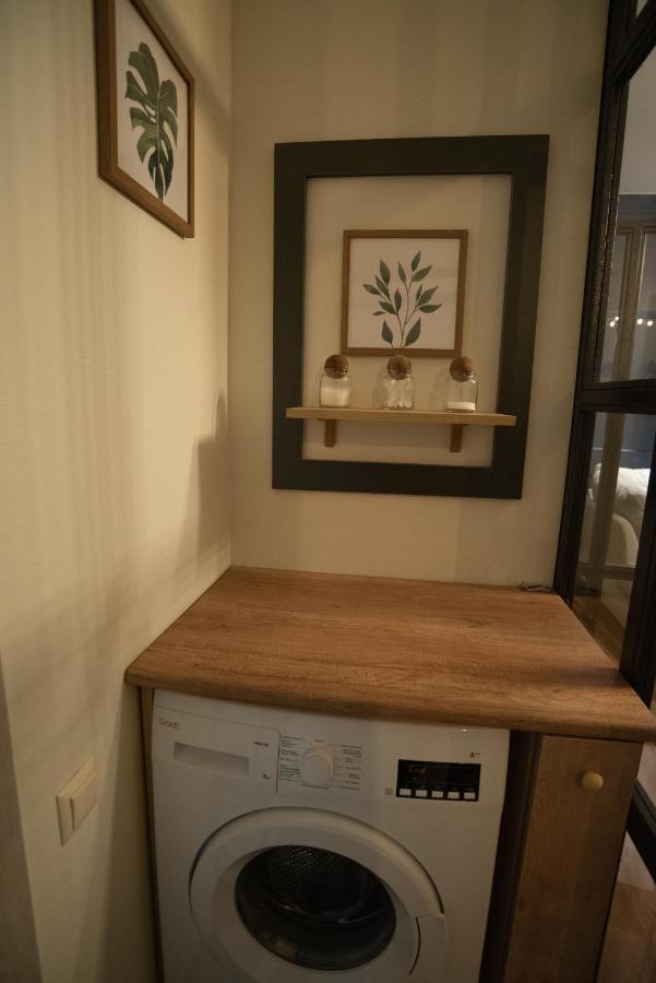 Luxury Apartment In Old Tbilisi With Terrace Екстериор снимка