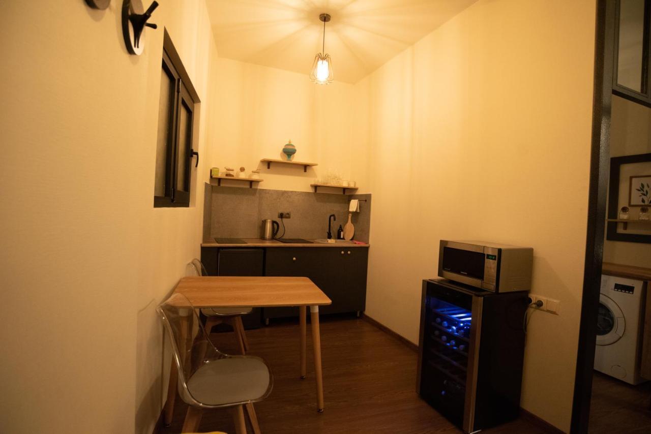 Luxury Apartment In Old Tbilisi With Terrace Екстериор снимка