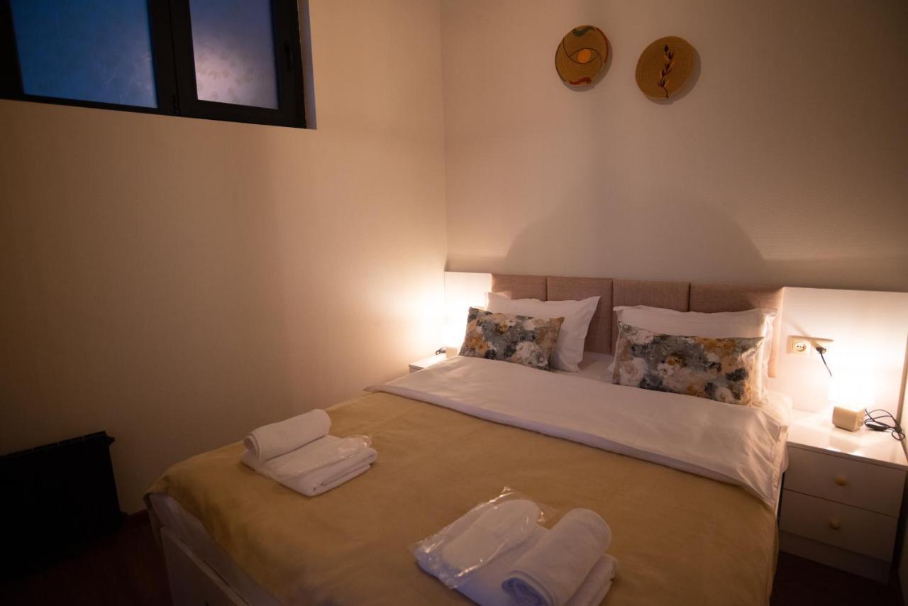 Luxury Apartment In Old Tbilisi With Terrace Екстериор снимка
