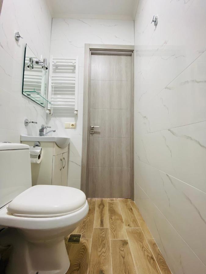 Luxury Apartment In Old Tbilisi With Terrace Екстериор снимка