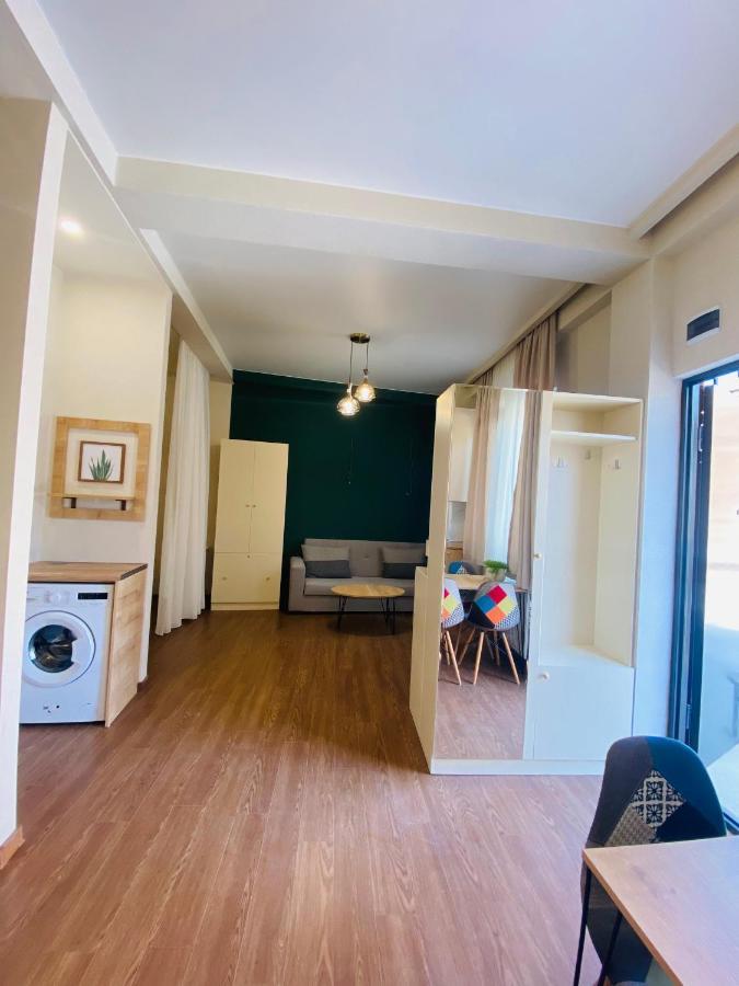 Luxury Apartment In Old Tbilisi With Terrace Екстериор снимка