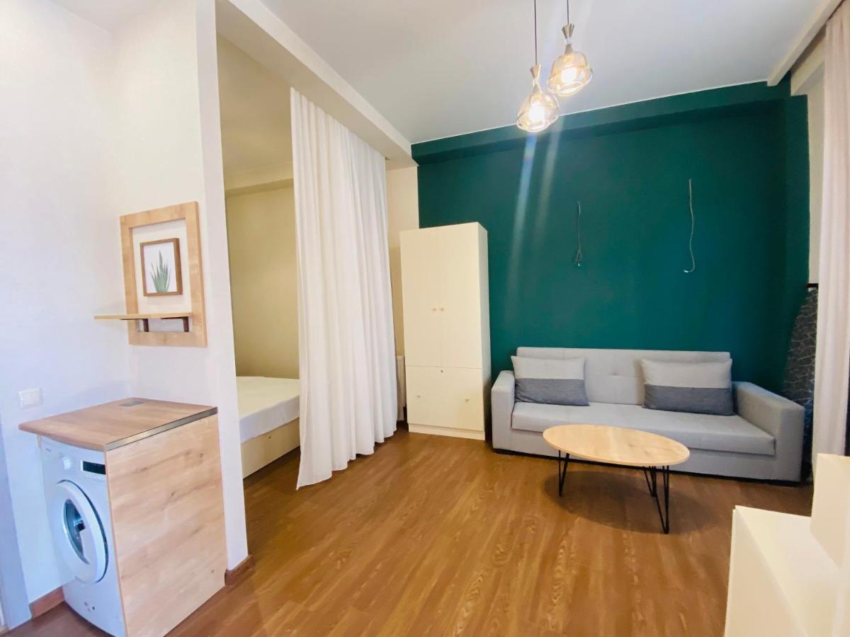 Luxury Apartment In Old Tbilisi With Terrace Екстериор снимка
